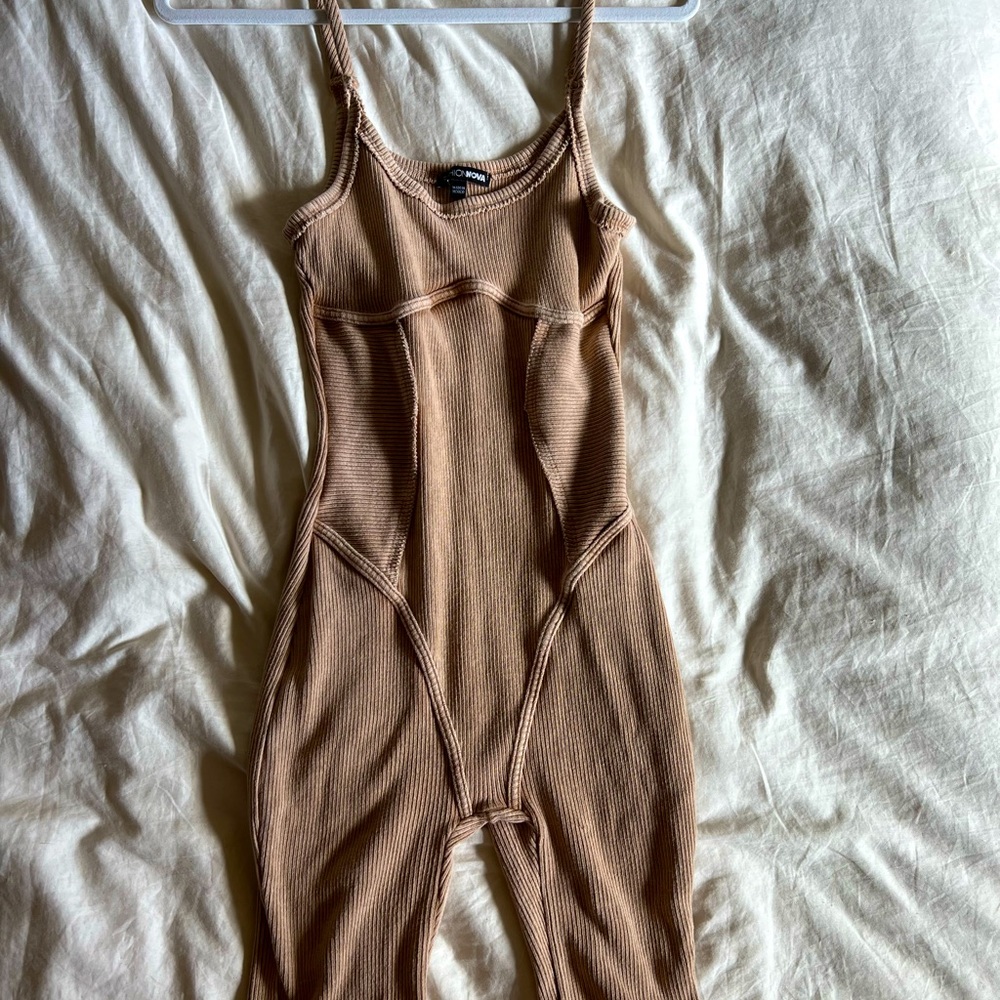 Fashion nova light brown tan romper jumpsuit womens medium